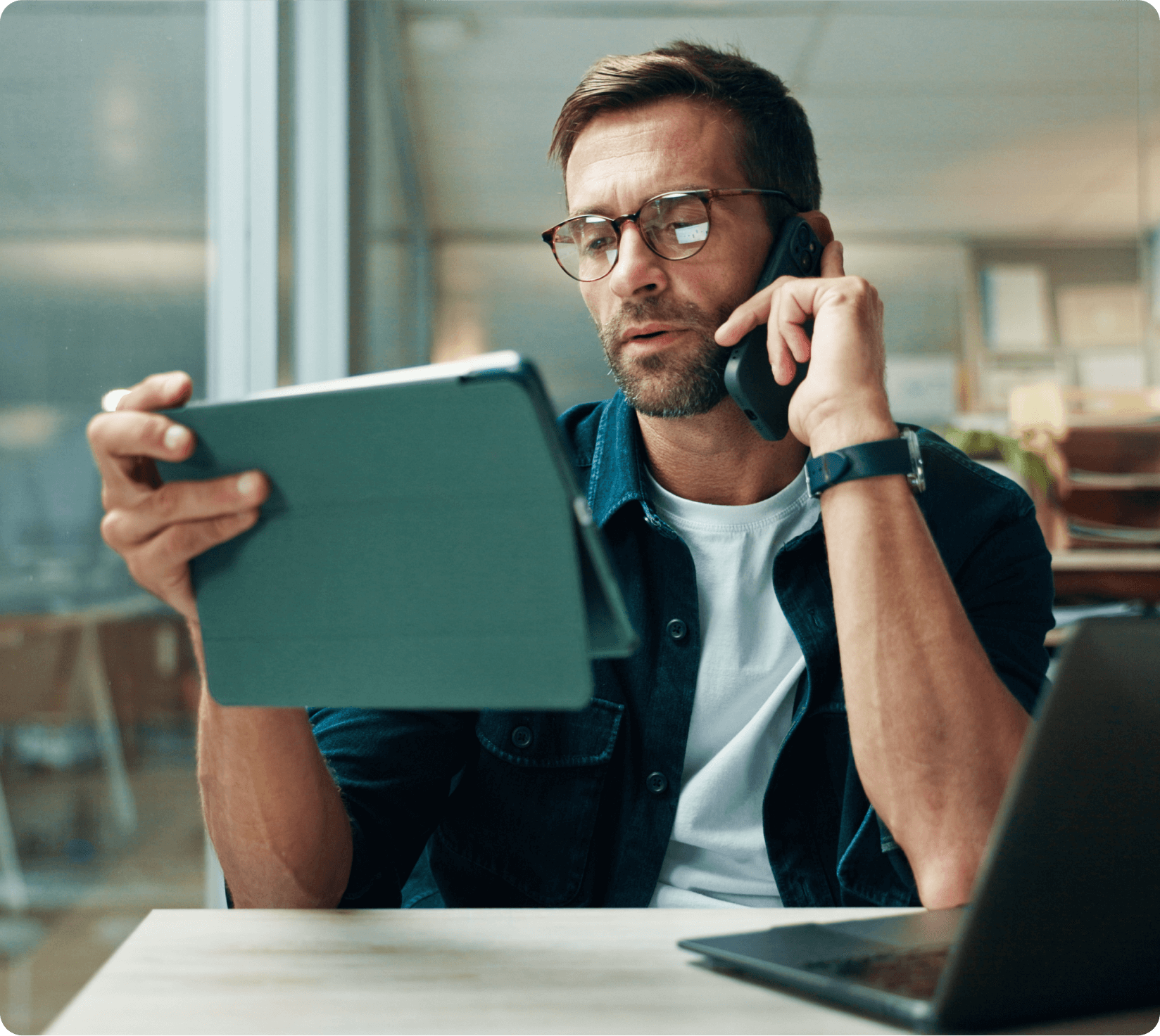 custom-briefings-and-alerts